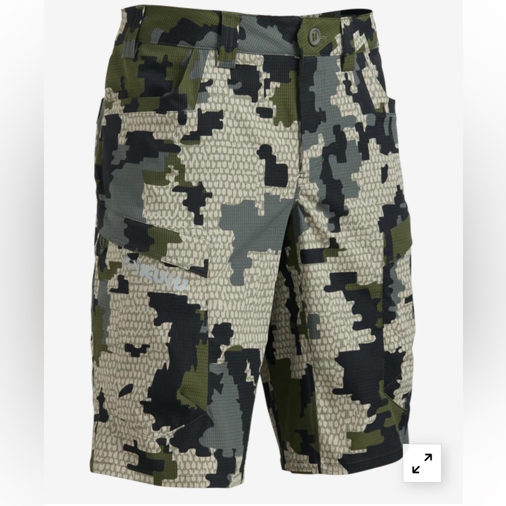 Kuiu, men’s Tiburon 13” short in Verde, size 32. Originally $99, never worn.